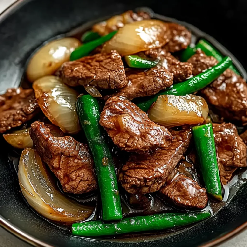 Boeuf sauté aux oignons