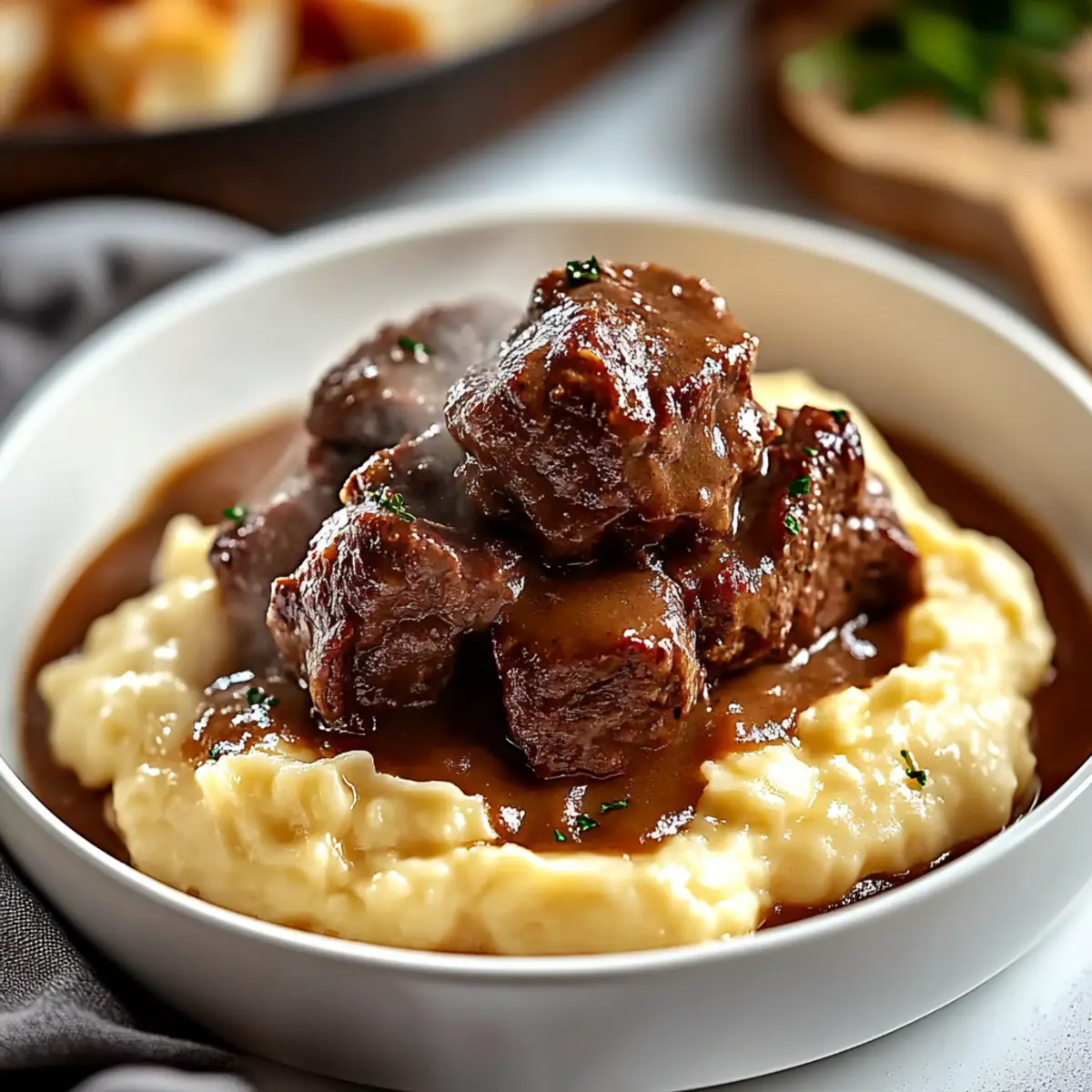 Bœuf Braisé en Sauce avec Purée Maison - Ingredients prepared